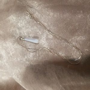 14kt italy gold chain n mother of pearl pendent